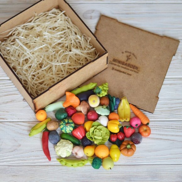 Miniature vegetables and fruits Polymer clay minia - Picture 5 of 10